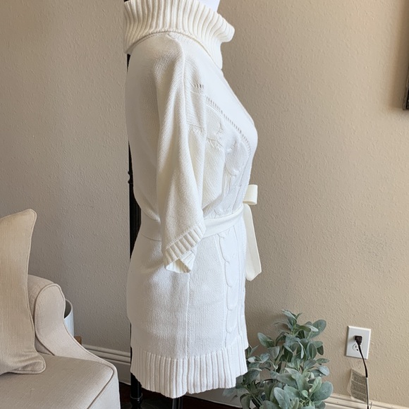 WHBM Sweater - Picture 2 of 5